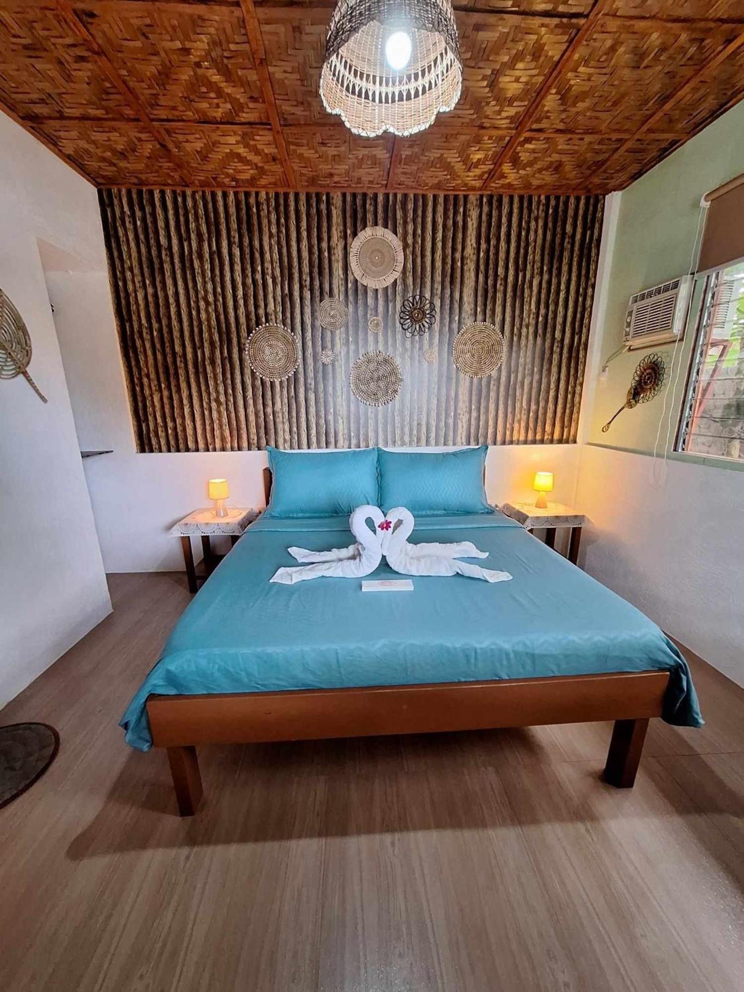 Casas De Ruumar Bed And Breakfast-Bar-Two Rooms For Family Available Clarin  Exterior photo