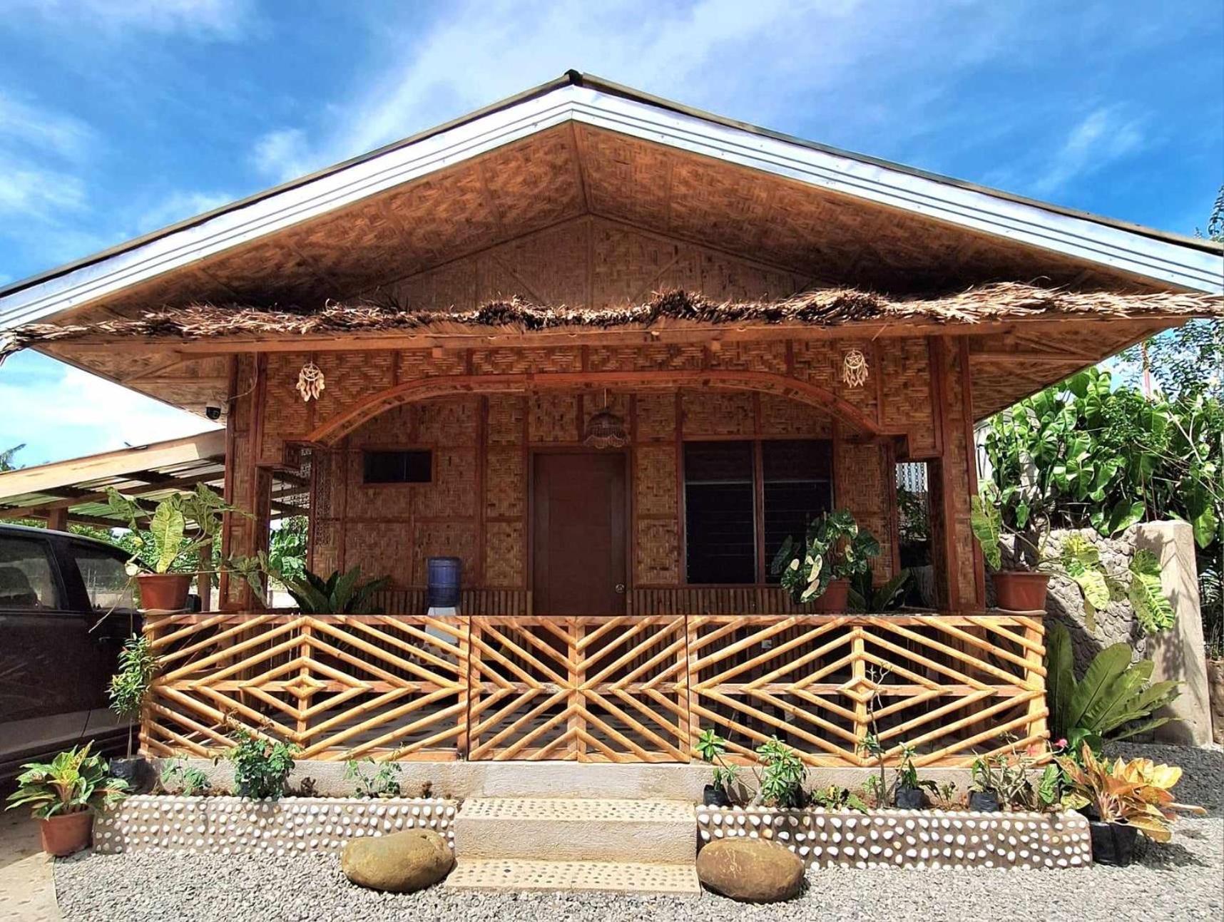 Casas De Ruumar Bed And Breakfast-Bar-Two Rooms For Family Available Clarin  Exterior photo